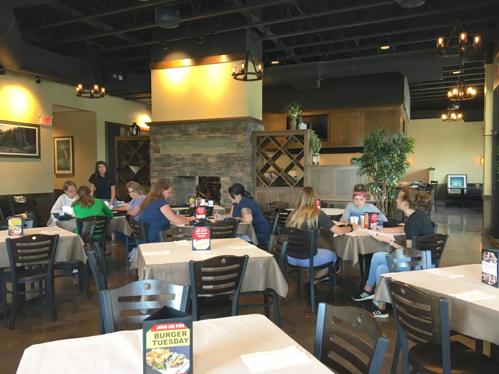 Cannon's Chophouse open for business